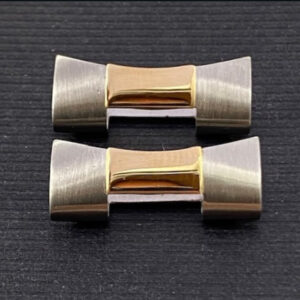 16523 DAYTONA PAIR OF STEEL GOLD 403 ENDLINKS MINT