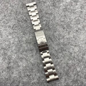 ROLEX 16610 16610 LV STEEL BAND 93250 WITH SEL 801 YEAR 2005 RETHIGHTENED AND MINT