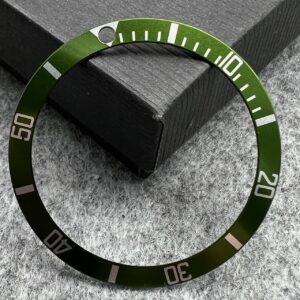 16610 LV SUBMARINER GREEN INSERT NO PEARL NOS