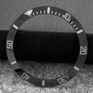114060 116610 SUBMARINER BLACK CERAMIC INSERT BLUE LUME PEARL NOS